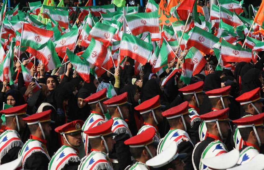 جمهوری اسلامی ایران با قدرت پابرجاست