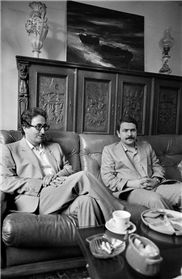 آن دو در اتاقک سوختگیری هواپیما پنهان شده بودند