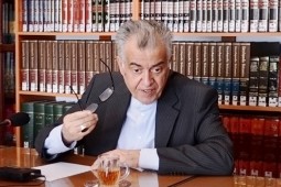 استدلالهای دروغین به جای دین حاکم شدهاند