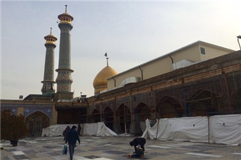 گردشی در حرم مقدس شهرری