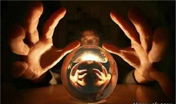 جن‌گیری و رمالی در قاب دستان شما