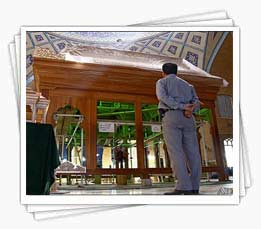 مراحل ساخت ضریح امام حسین در قم