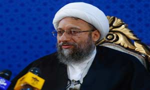 هیچ کس از تذکر در امور فرهنگی بینیاز نیست; سبک زندگی ما قرآنی نیست