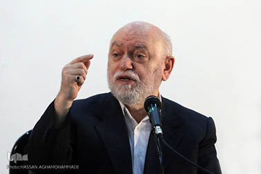 کلام امیر(ع) به مثابه عقل منفصل انسان; نهجالبلاغه دربردارنده یک دوره کامل تعالیم اسلام است