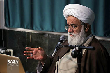 «مرجعتراشی»؛ روی دیگر سکه «تعرض به مراجع»