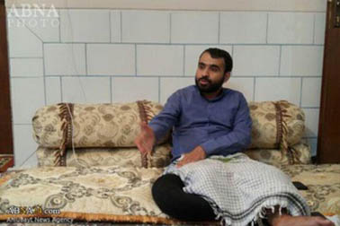 اولین جرقه‌های شیعه شدن; سوء قصد در ایرانشهر; پایی که در حلب جا ماند