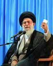 انتقاد به معنای سیاهنمائی نباشد؛ به معنای انکار کارهای بسیار برجستهای نباشد که انجام گرفته است