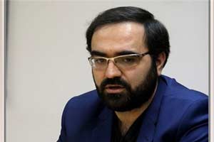 کم برایت شعر گفتیم و خجالت میکشیم