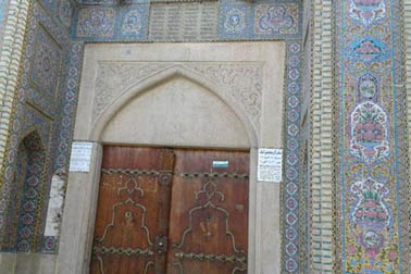 سرقت کاشیهای مسجد نصیرالملک شیراز ; دیروز کوبه و امروز کاشی