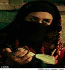 تصاویر سوال برانگیز در خبر گزاری های مهر وایسنا از شب قدر