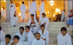 نگاهی به مشکلات حج و عمره مفرده در ماههای اخير