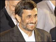 فرهنگ نباید رنگ نظامی بگیرد ; اعتقادي به جنگ فرهنگي ندارم