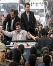 دیدار با رییس جمهور از پشت سیمهای خاردار; چقدر پیر شدید!!