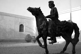 نقش انگلیسیها در شهادت رئیسعلی دلواری; «او دشمن قسم خورده ماست»