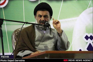 جلوی مافیای تصرف منابع طبیعی گرفته شود;حفظ جنگلها وظیفه شرعی است