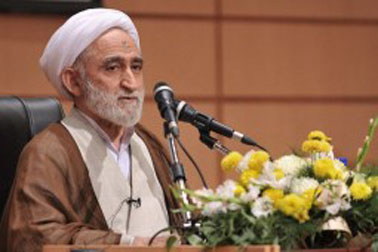 مراجعه به آثار گذشتگان ارزش احیا و تصحیح را دوچندان میکند; نمیتوانیم مردم را تنها با اکتفا به متن و کتاب دیندار کنیم